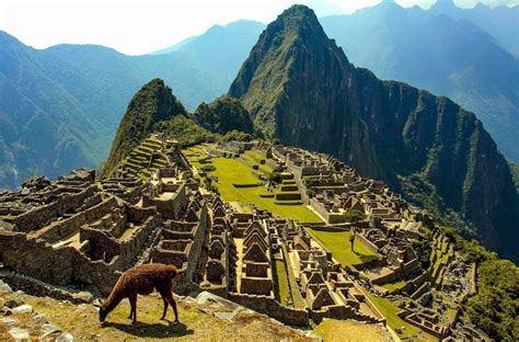 which incan landmark is located in peru